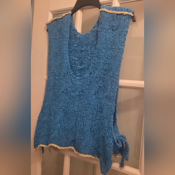 Free People Arlo Malibu Blue Sleeveless Open Sides W/ Ties & Cream Trim - Picture 11 of 13